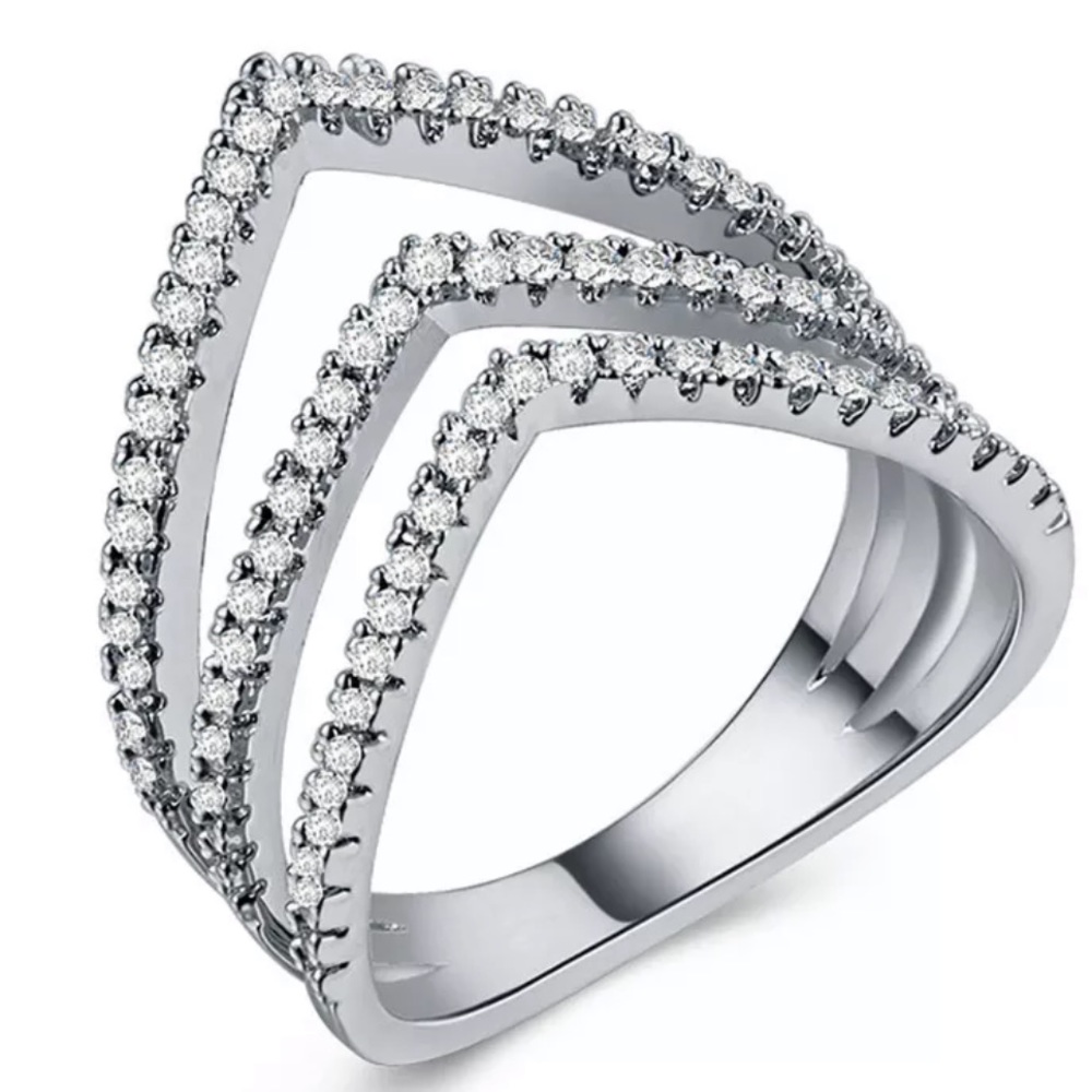 New Women’s 925 Silver Diamond Beautiful Ring - Picture 2 of 4